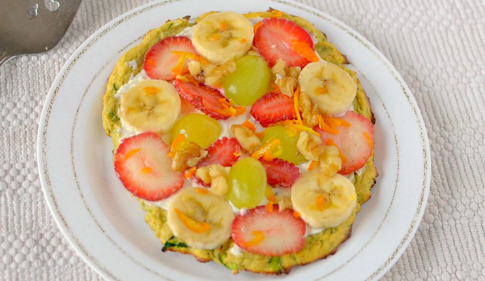 Take your breakfast to the next level with this healthy Zucchini Bread Breakfast Pizza! It's low-carb, paleo and vegan friendly!