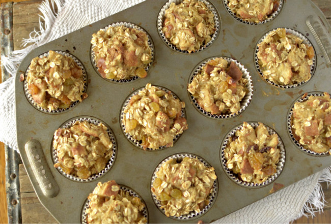 Looking for a healthy breakfast option that you can grab and go? Make these Healthy Oatmeal Raisin French Toast Muffins!