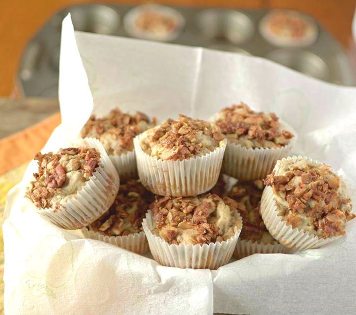 EASY Flourless Apple Pecan Muffins