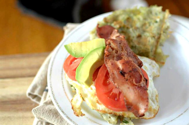 In a breakfast rut? Try this healthy Hashbrown Waffle Egg Sandwich with Avocado! Its paleo-friendly, gluten-free and grain-free!