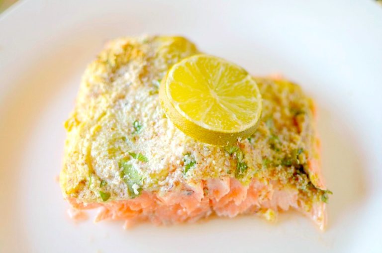 Easy Almond Crusted Salmon Paleo Whole 30 Approved 1913