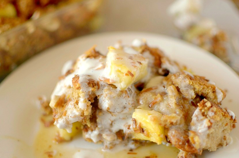 This Healthy Toasted Coconut Cashew Pineapple French Toast Bake is a delicious addition to your brunch or weekend breakfast and is so easy to make. It is also vegan, gluten-free and paleo!