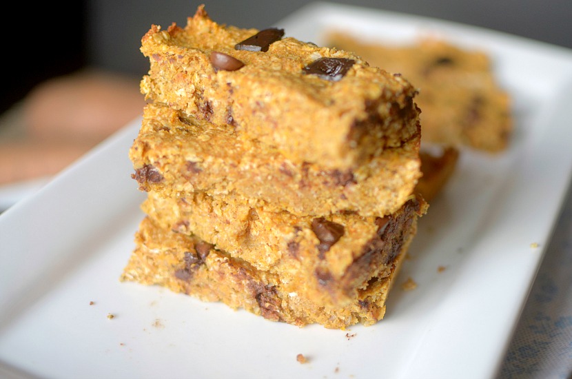 Sweet Potato Chocolate Chip Homemade Granola Bars are a healthy and delicious snack made easy with only 5 REAL ingredients! Also gluten-free and vegan!