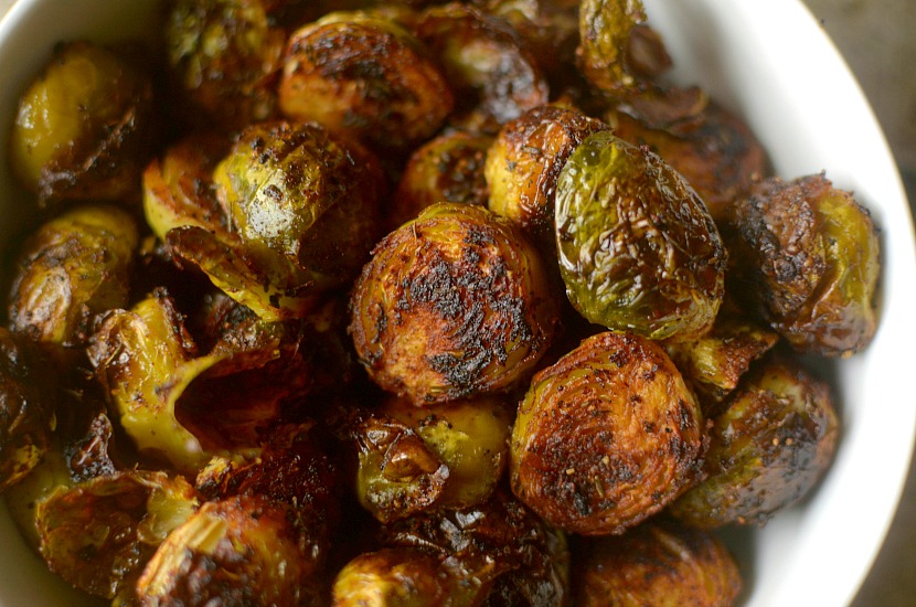 These Crispy Barbecue Spiced Brussels Sprouts are a tasty + addicting side dish that anyone will love, even brussels sprouts haters! Vegan + Paleo friendly!