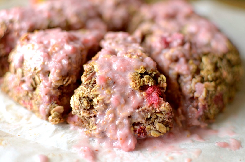 Glazed Strawberry Rhubarb Oatmeal Scones are a filling and tasty breakfast option that goes well with your morning coffee!  They taste like summer, all while being vegan and gluten-free! 