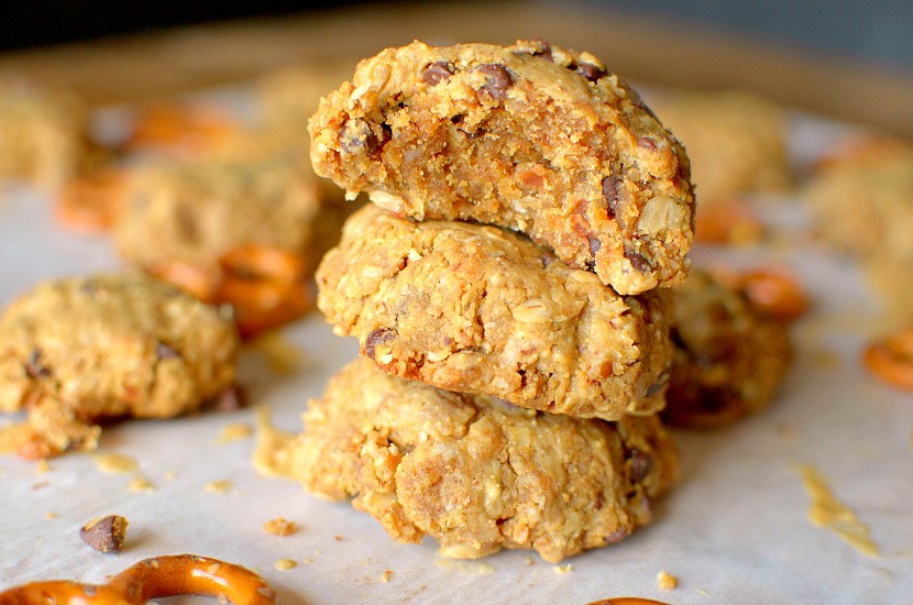 Craving sweet and salty?  Make these healthy Peanut Butter Pretzel Oatmeal Chocolate Chip Cookies!  They are easy to make, only 6 ingredients and can be made vegan + gluten-free!